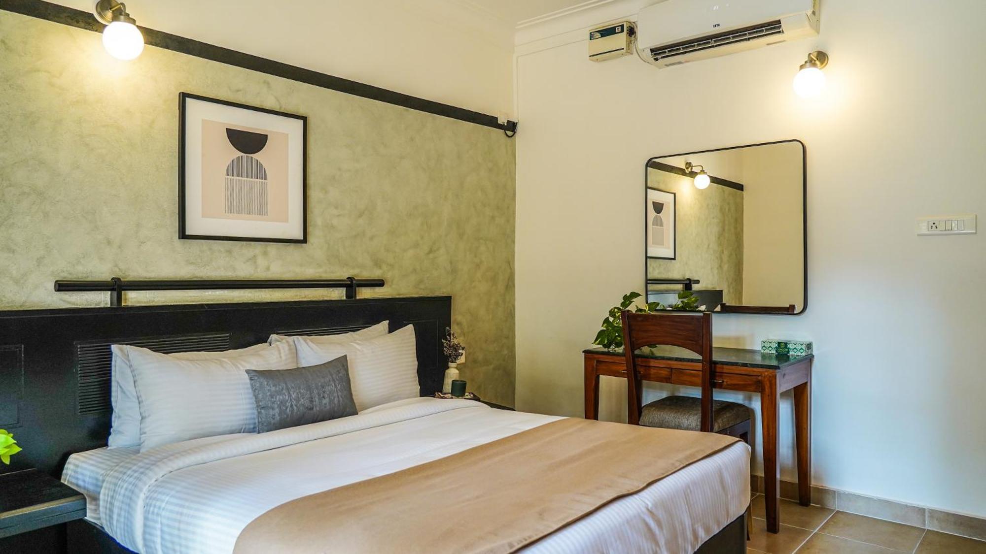 Olive Hotel Alidia Beach Resort By Embassy Group Baga Extérieur photo