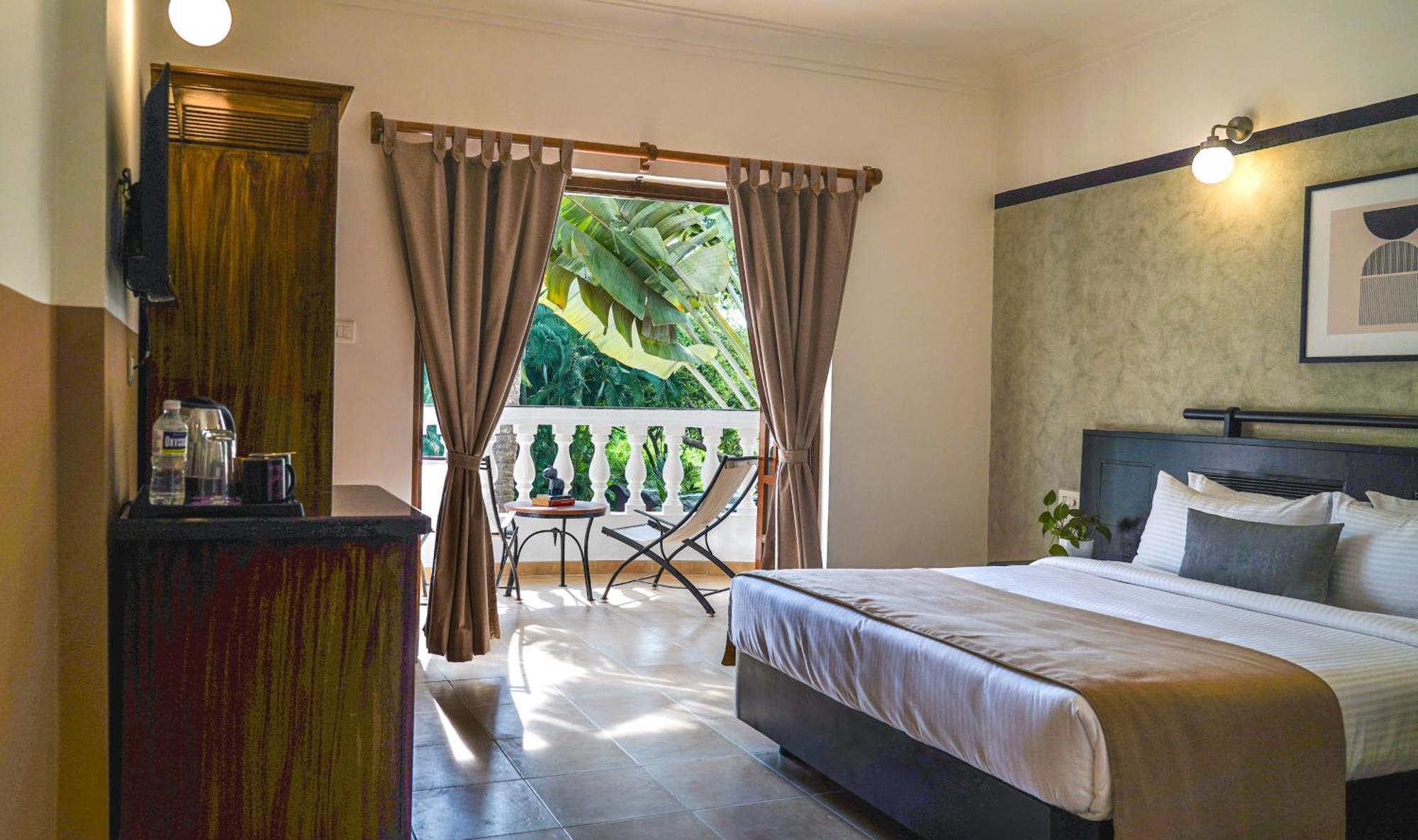 Olive Hotel Alidia Beach Resort By Embassy Group Baga Extérieur photo